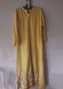 Feeding Friendly Ethnic Gown( Bust 40-42)