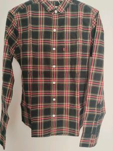 Price Drop ⬇️Levi&#39;shirt Unused