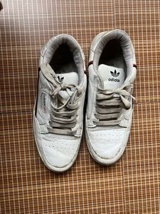 Adidas Sneakers
