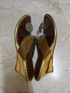 Gold Wedge Heels From Catwalk