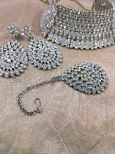 FIX PRICE CLASSY BEAUTIFUL NACKLACE SET