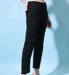 New Regular Fit Jeans... Low Price