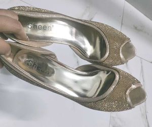 Golden Studded Peep-toe Heels