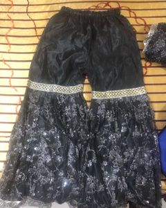 GREY GHARARA FULL WORK ON DRESS ONLY ONE TIME USED