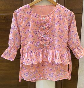 Floral Trending Tops For Sale 🌸Each 349 Rs