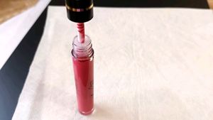IBA HALAL Max Matte Liquid Lipstick