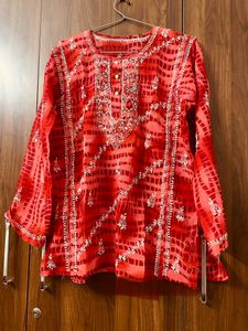 Short Kurtii