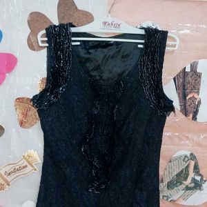 Globus Elegant Black Lace Dress