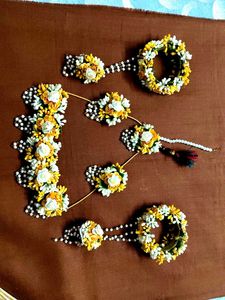 Floral Haldi Jewellery Set