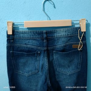 (152)Skinny Jeansh