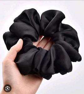 Pack Of 6 Scrunchies Brand New