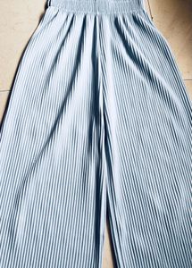 Pleated Wide Leg Pants