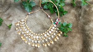 Kundan Necklace Set with Earrings