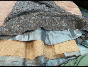 😍Bridal Lehnga Set + Free Saari Gif