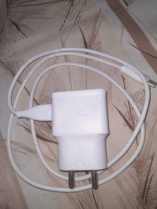 Combo of Samsung &amp; Aevrolin Chargers