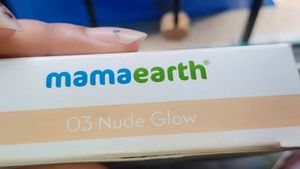 Mamaearth Glow Oil Compact