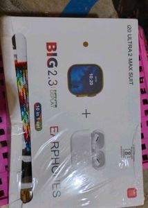 Blutooth Samrt Watch +Straps Bundle+ Earphone