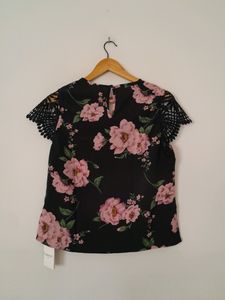 Black Printed Top (Women&#39;s)