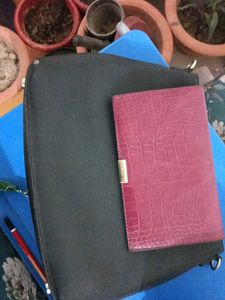 Very Good Condition Handbag Van Heusen