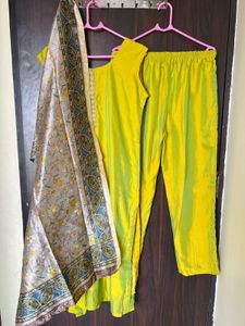 Festive Special Kurta Set