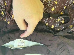 Adorable Vintage Brown Skirt – Soft, Flowy &amp; Timel