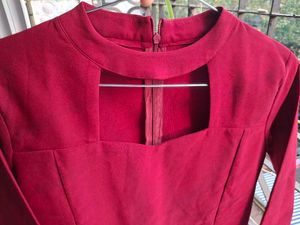 Price Dropped ❗️❗️❗️ Wine Heartline Top