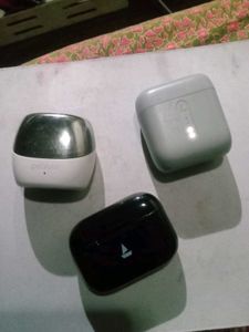 Earbuds Everyone please make your