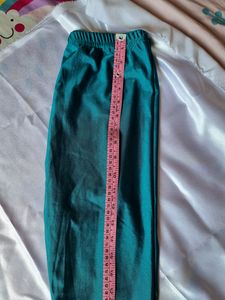 Dhamaka Offer🔥 Elegant Gown With Leggings