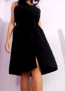 Black Sleeveless Button Down Dress.