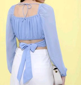 Chic Blue Tie-Front Crop Top