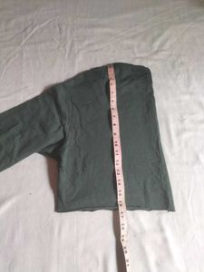 H&amp;M Crop Sweatshirt