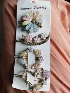 Floral Crystal 4 Hair Clips