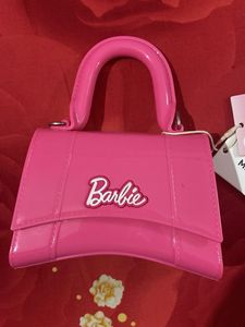 Barbie Clutch