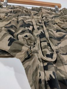 Lotus Women Camouflage Trouser | Waist 28 | Hip 40