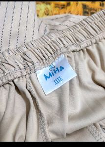 Cream Trouser Black Lining Print For 36 Waist