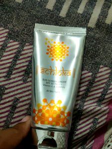 Schloka Sun Screen
