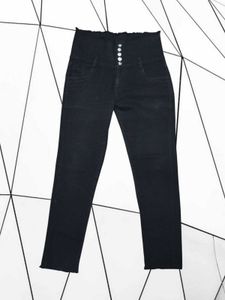 B@32 Size-32 Slim Jeans
