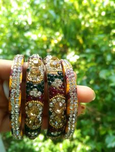 Sparkling Bangle Set