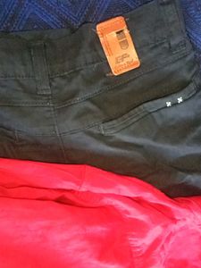 Men&#39;s Red Shirt and Blue Pants Outfit