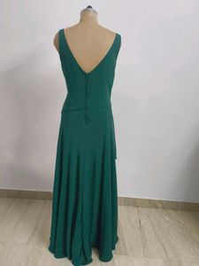 Emerald Green V-Neck Goen