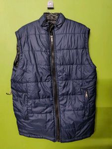 Sleeveless Puffer Jacket - Versatile & Comfortable