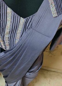 fully ready to wear saree available here only 🔥