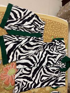 Zebra Print Colorblocked Shorts Nightsuit