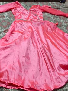 Elegant Pink Satin Party Dress