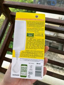 Garnier Super UV Invisible Serum Sunscreen