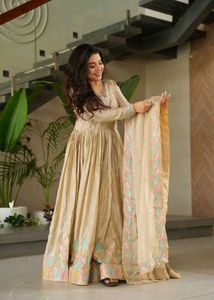 Chinnon  Gown 🤎🤎