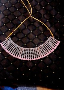 Neckless