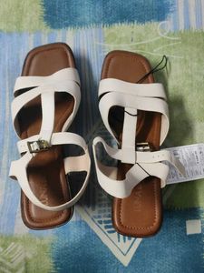 LUNA BLU Wedge 🆕🏷️