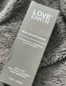 Love Earth Dead Sea Mud Mask
