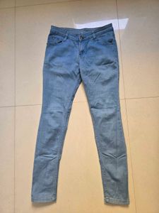 Light Wash Denim Skinny Jeans